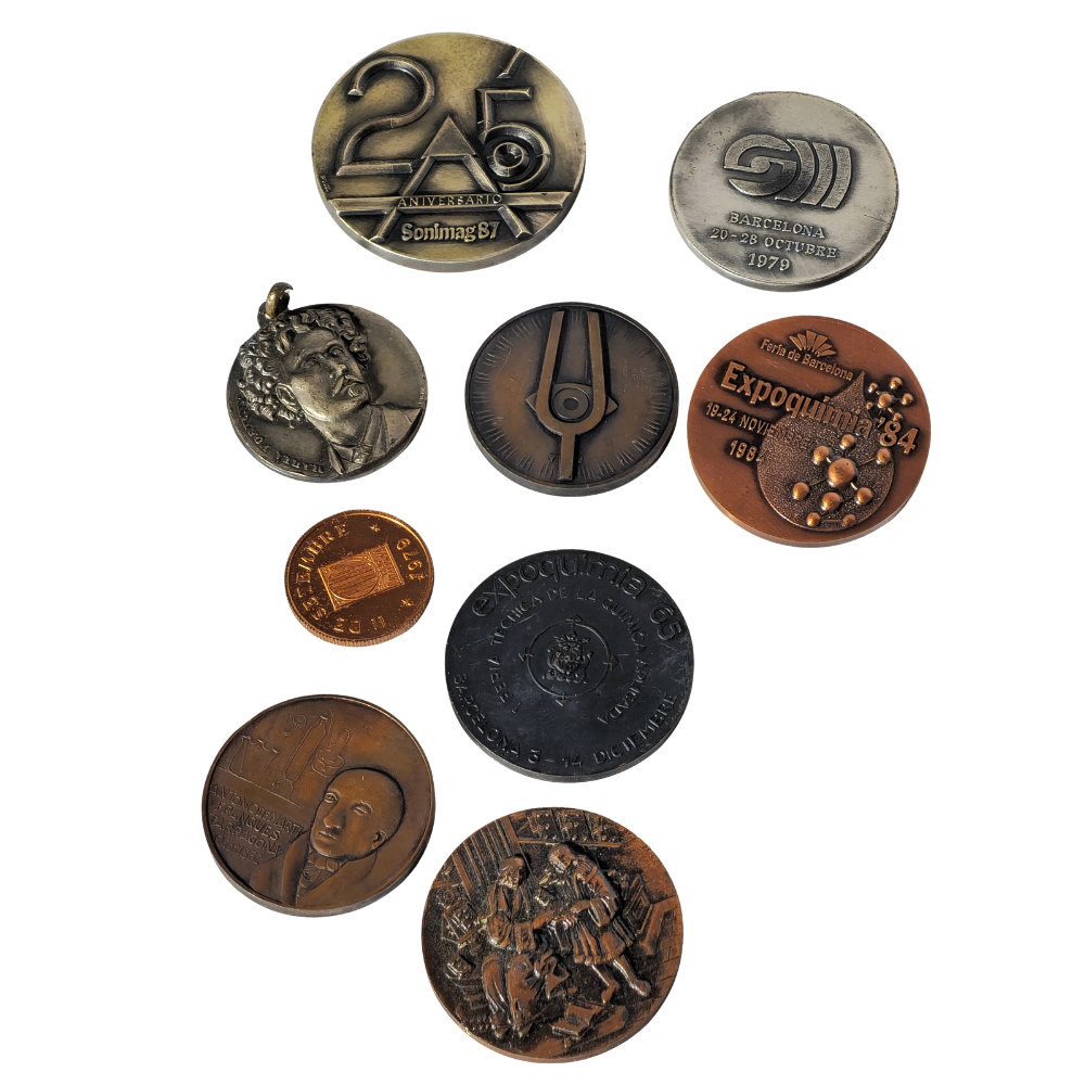 9 COPPER AND NICKEL COINS.