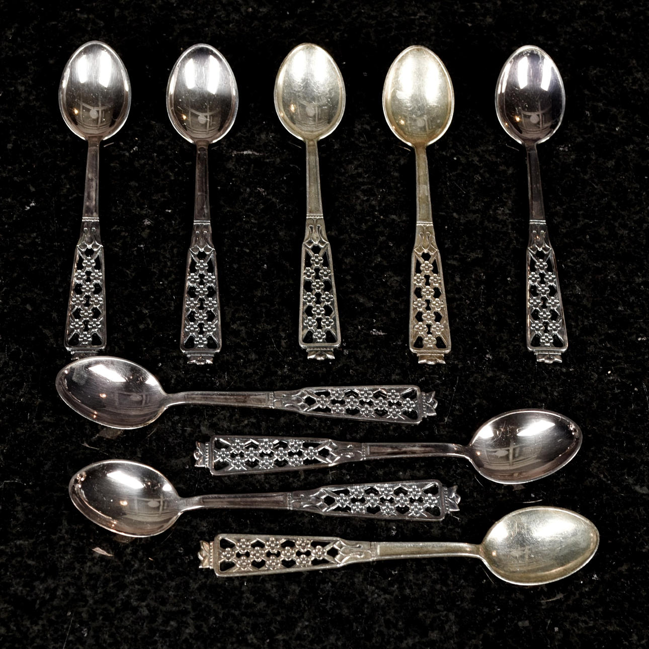 MOCCASKEDAR, 9 st, "Princess", CESONS, 1900-tal.