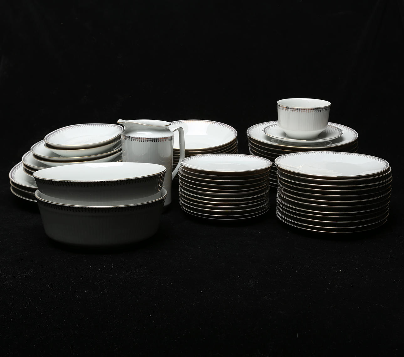 MATSERVIS, 64 delar, porslin, Bareuther.