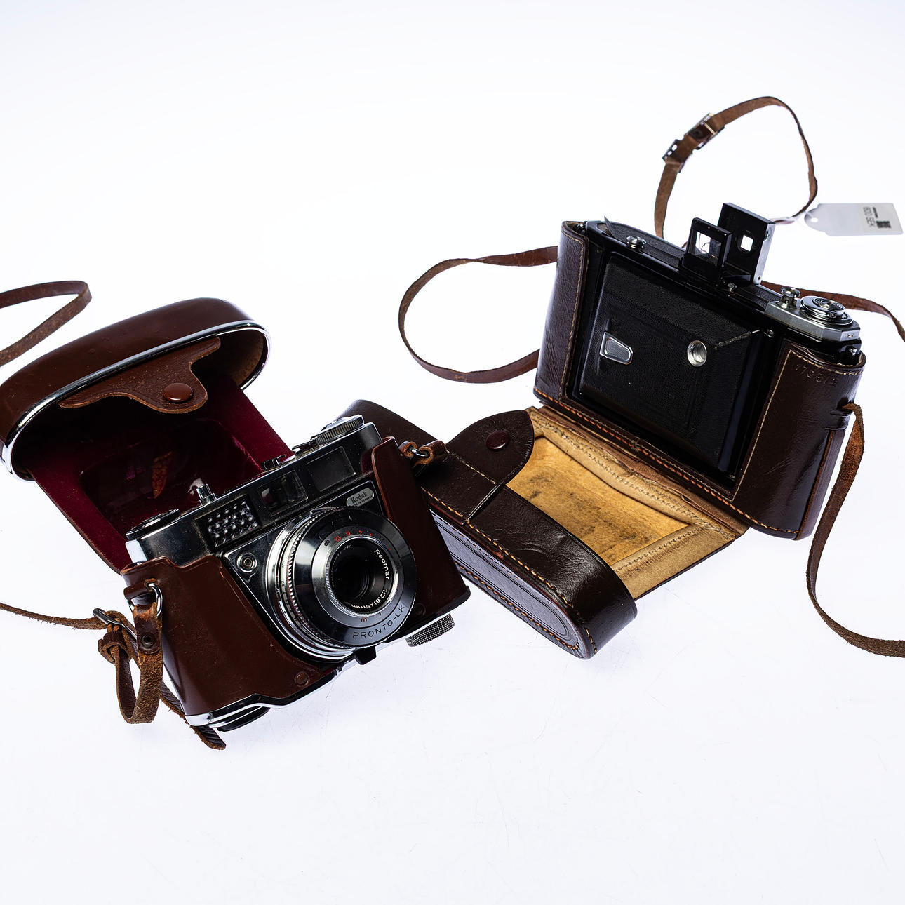 CAMERAS, 2pcs Kodak/Zeiss Icon.