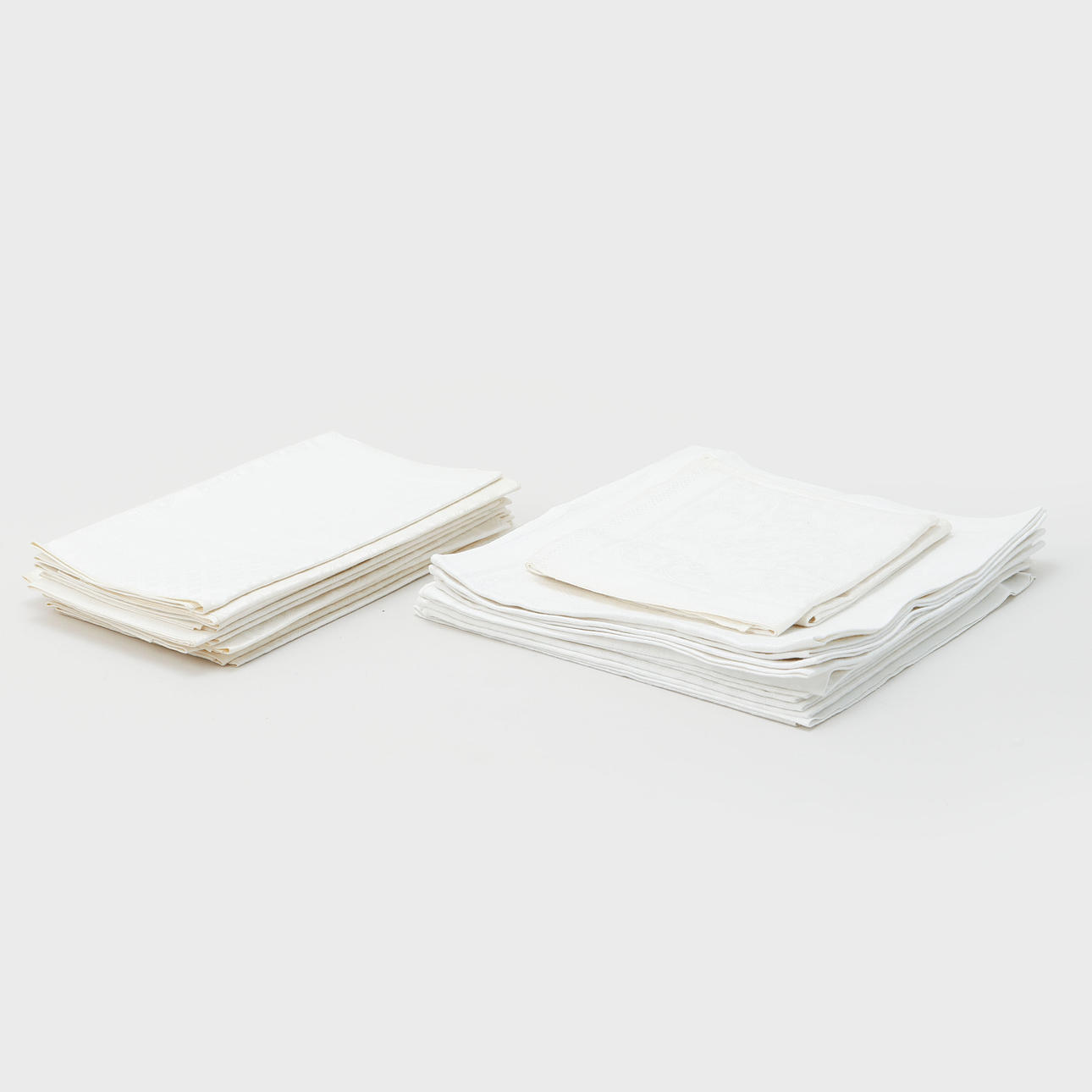 SIGNE SOHLMAN. Napkins, 22 pieces, Dragon pattern.