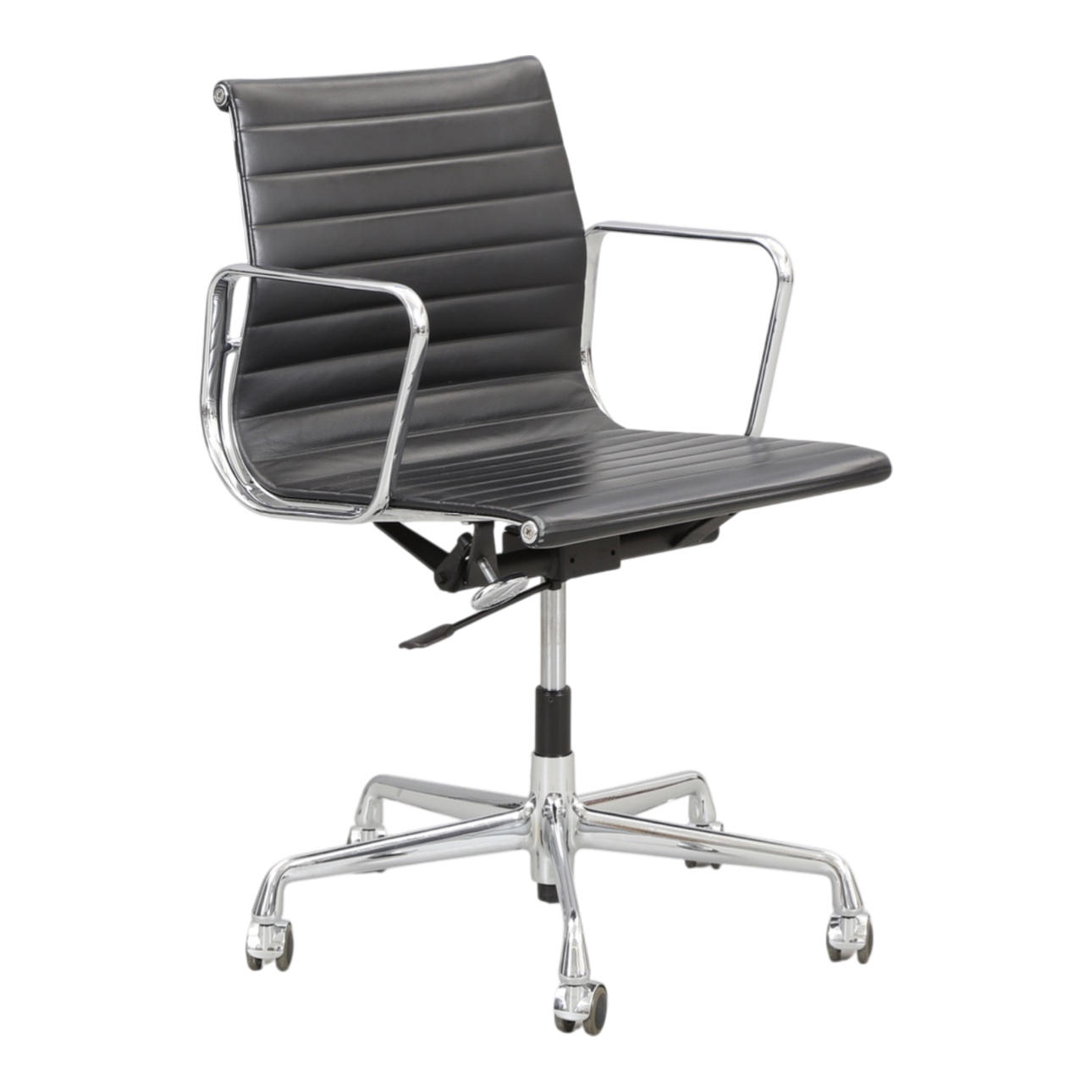 CHARLES & RAY EAMES. Vitra. Office chair, model EA117, black leather.