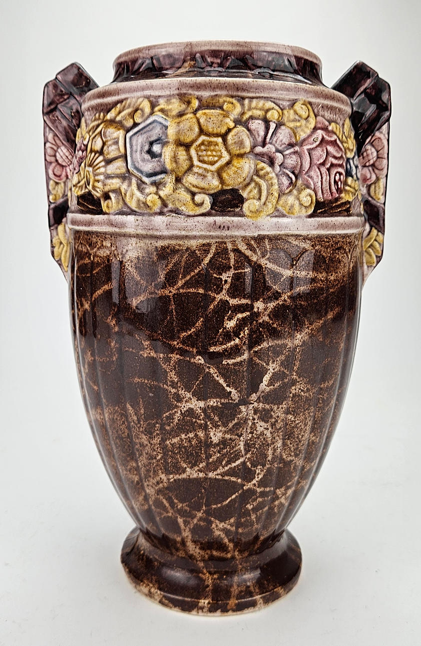 A ceramic vase, 20th century.