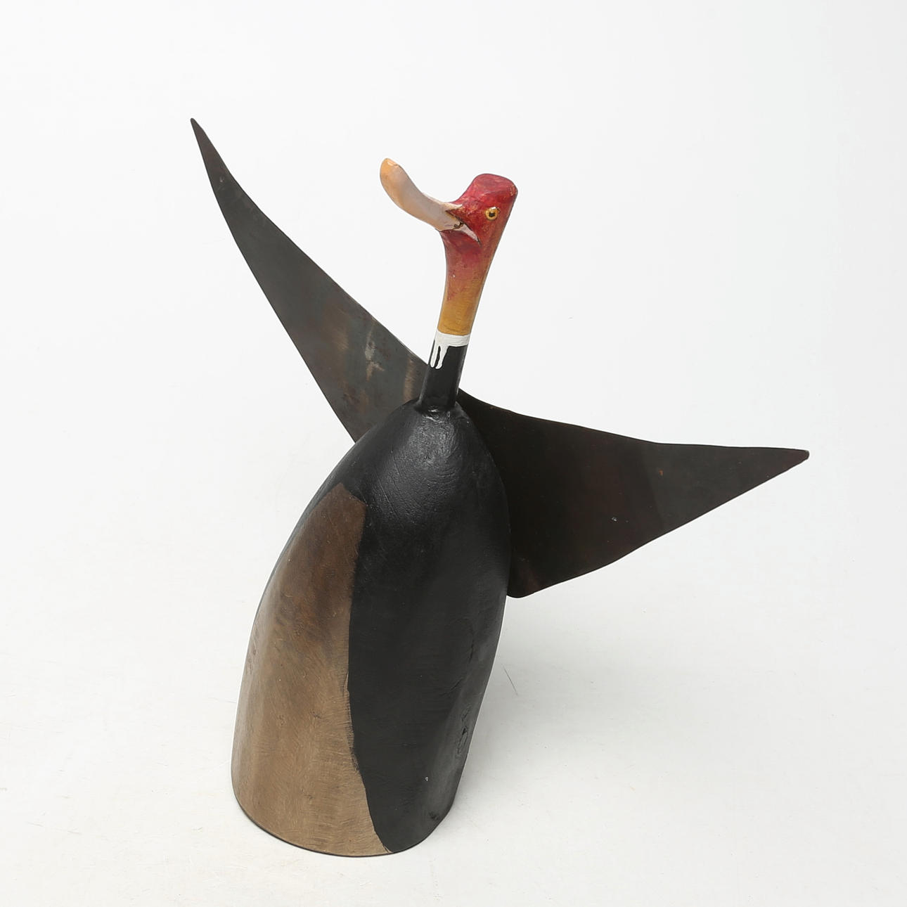 OIDENTIFIERAD KONSTNÄR. BIRD SCULPTURE, signed ÅN.