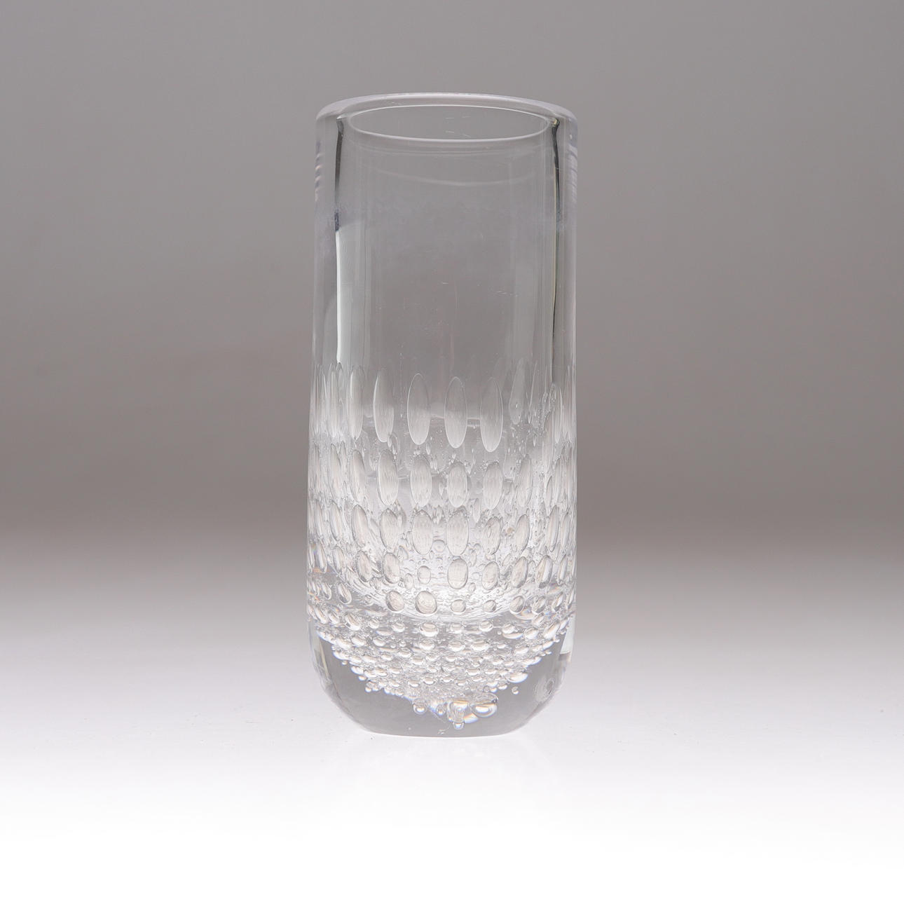 GÖRAN WÄRFF. Vase, glass, Kosta, signed.