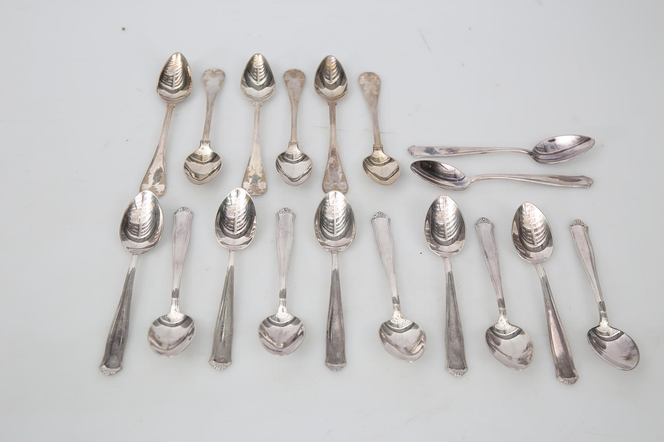 MOCKASKEDAR, silver, 18 stycken, 191,9 gram.