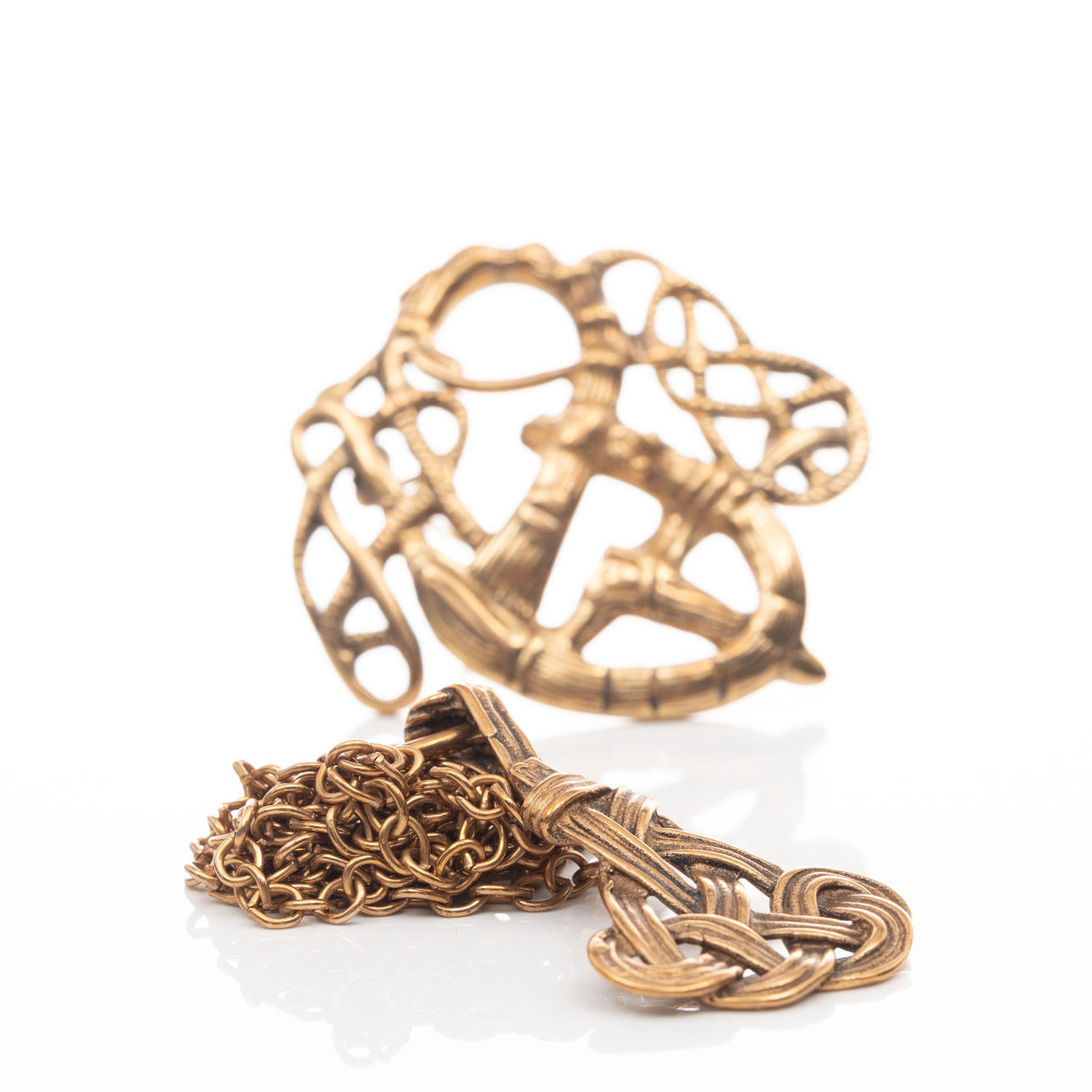 BROSCH & COLLIER, Brons, Museums Kopi Smykker.