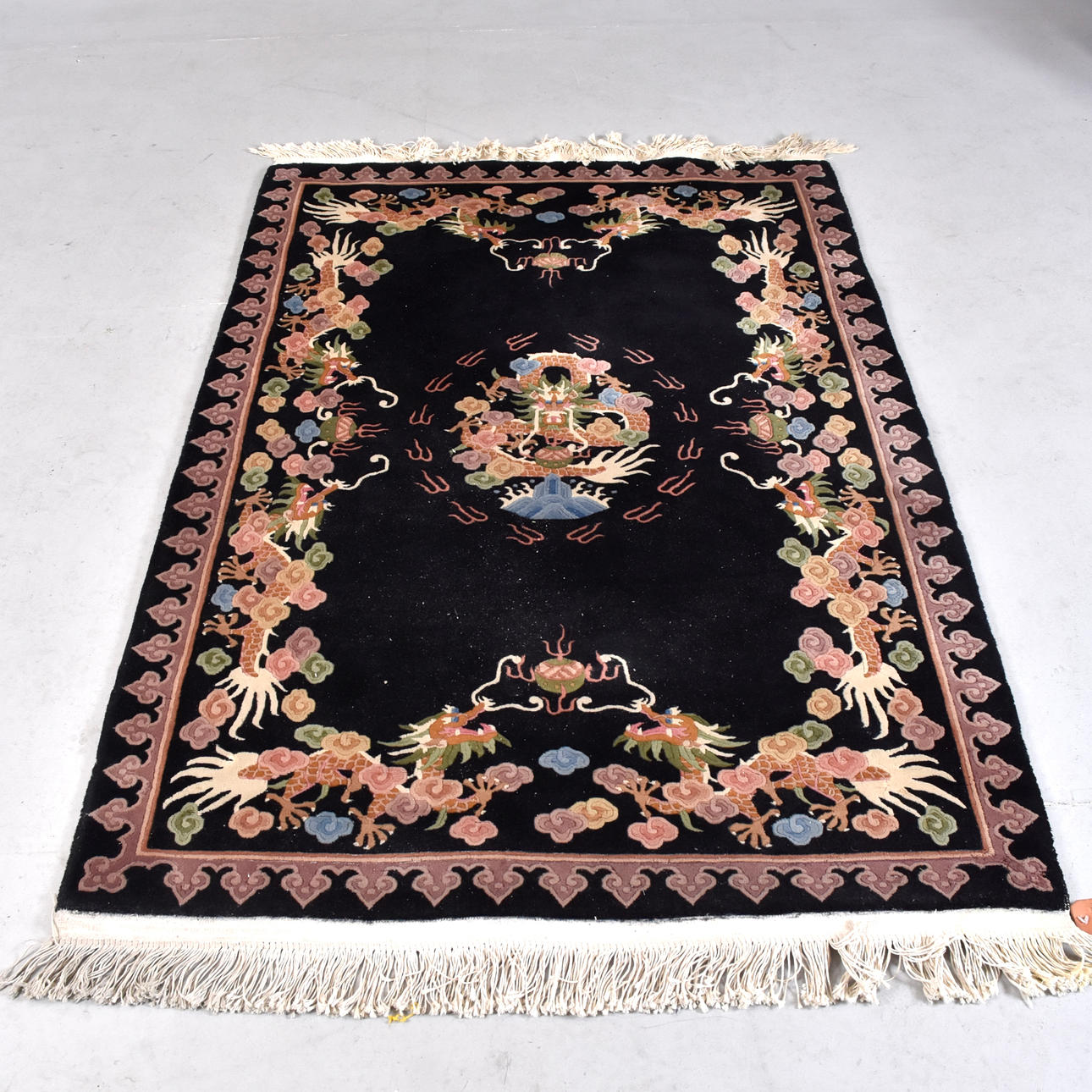 MATTA, Kina, 122x193 cm.