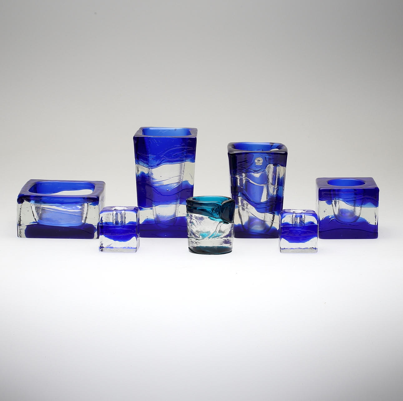 GLASFÖREMÅL, 6 st, glas, bl a Reijmyre, 1900-tal.