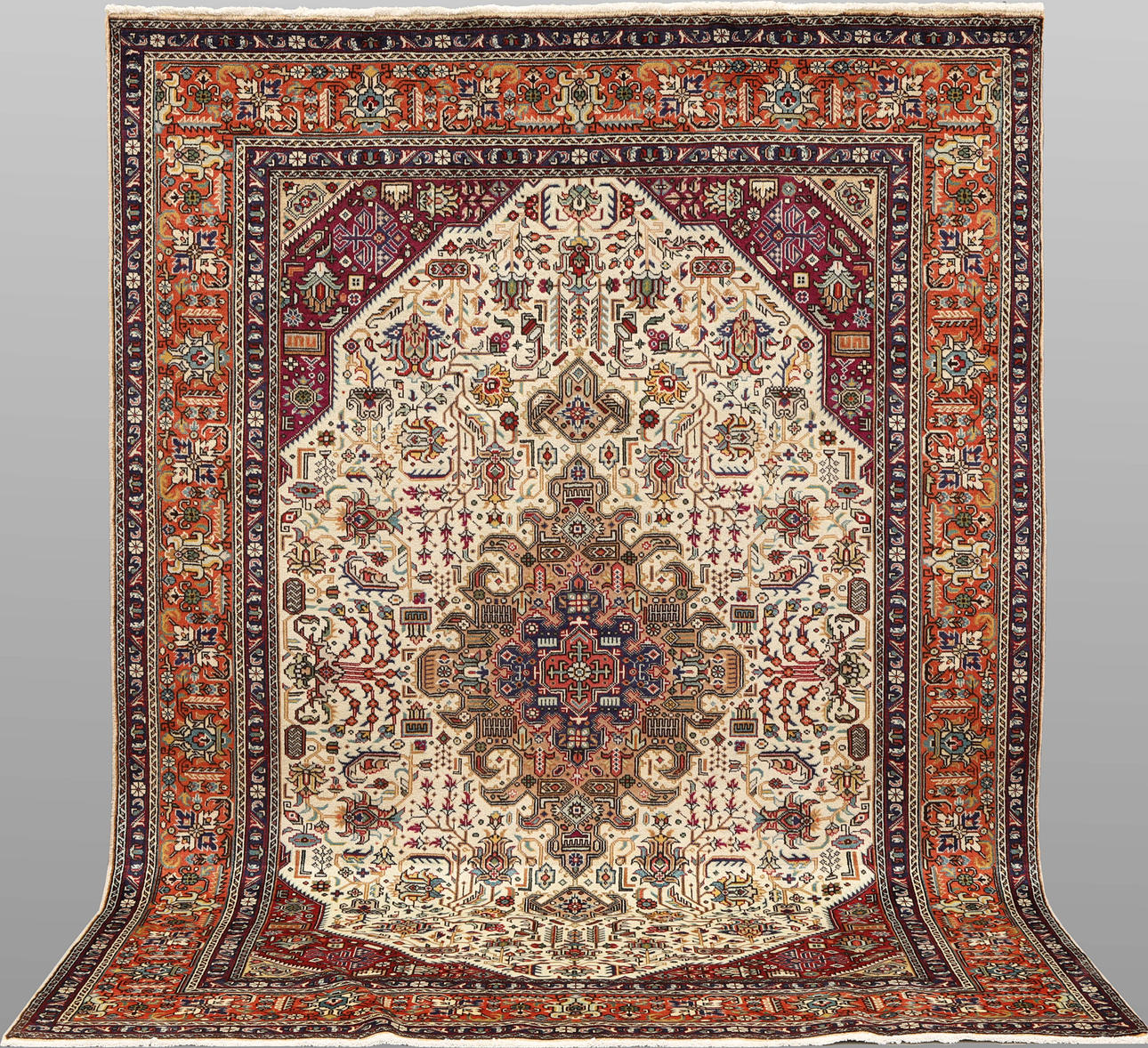 CARPET. Tabriz fine, 300 x 203 cm.