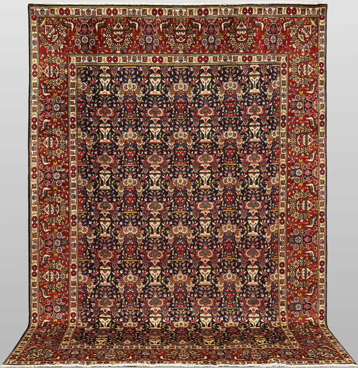 CARPET. Figural Tabriz, 298 x 193 cm.