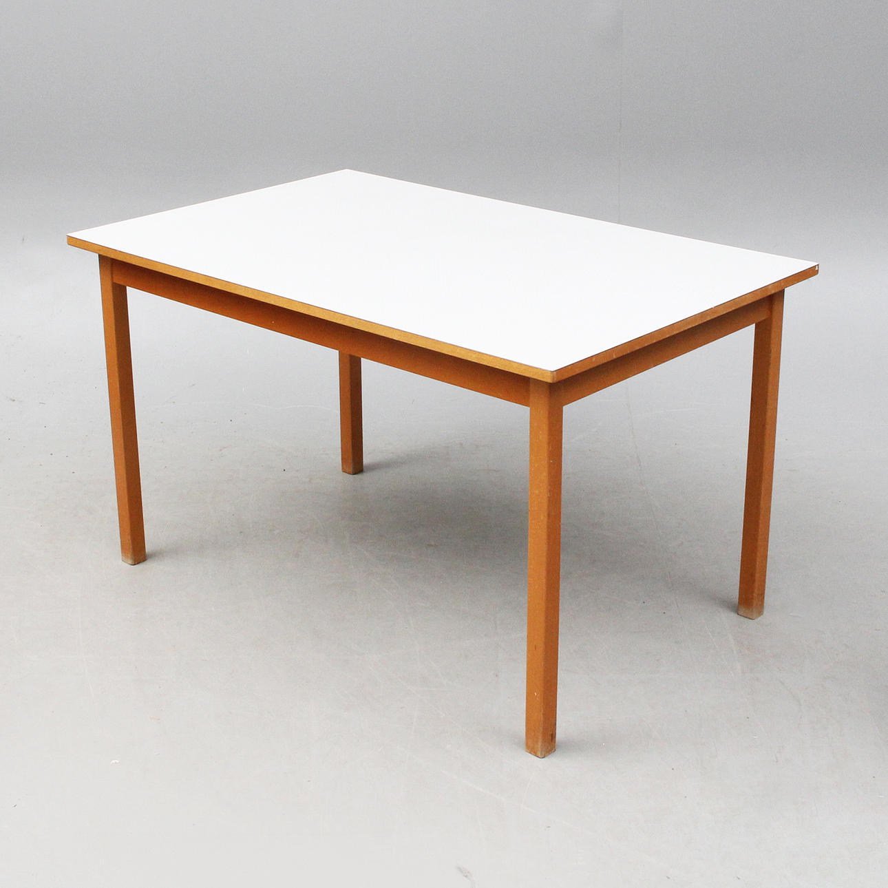 KITCHEN TABLE, with Perstorp top, pattern Jumble.