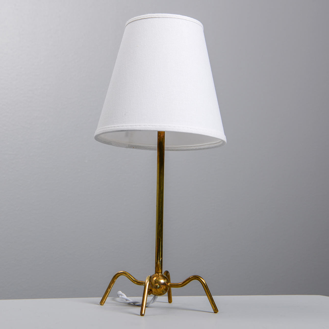HARALD NOTINI. A table lamp, Böhlmarks, model “15490”, mid 20th century.