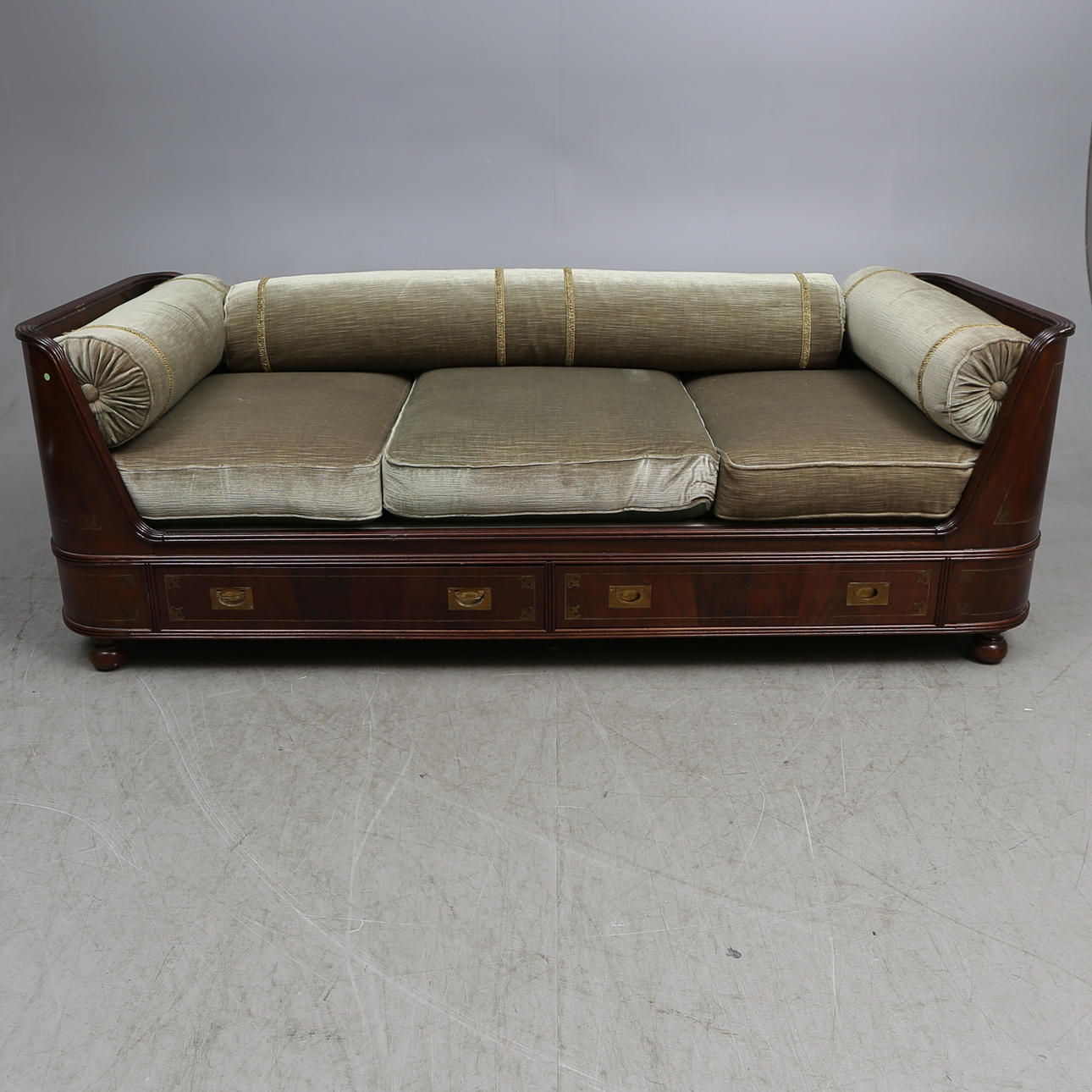 DAGBÄDD, 1900-talets första hälft.