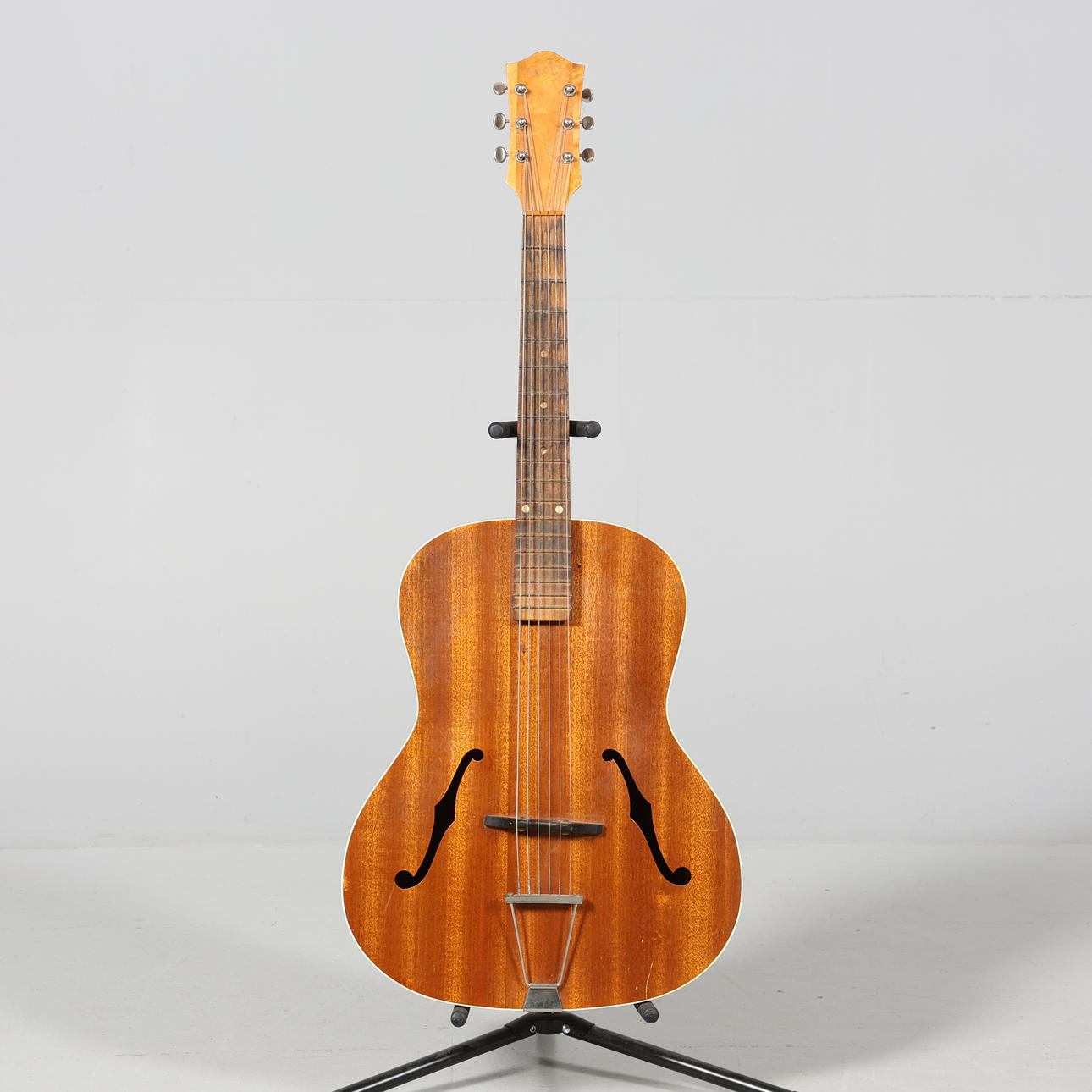 GUITAR, acoustic, Boston.