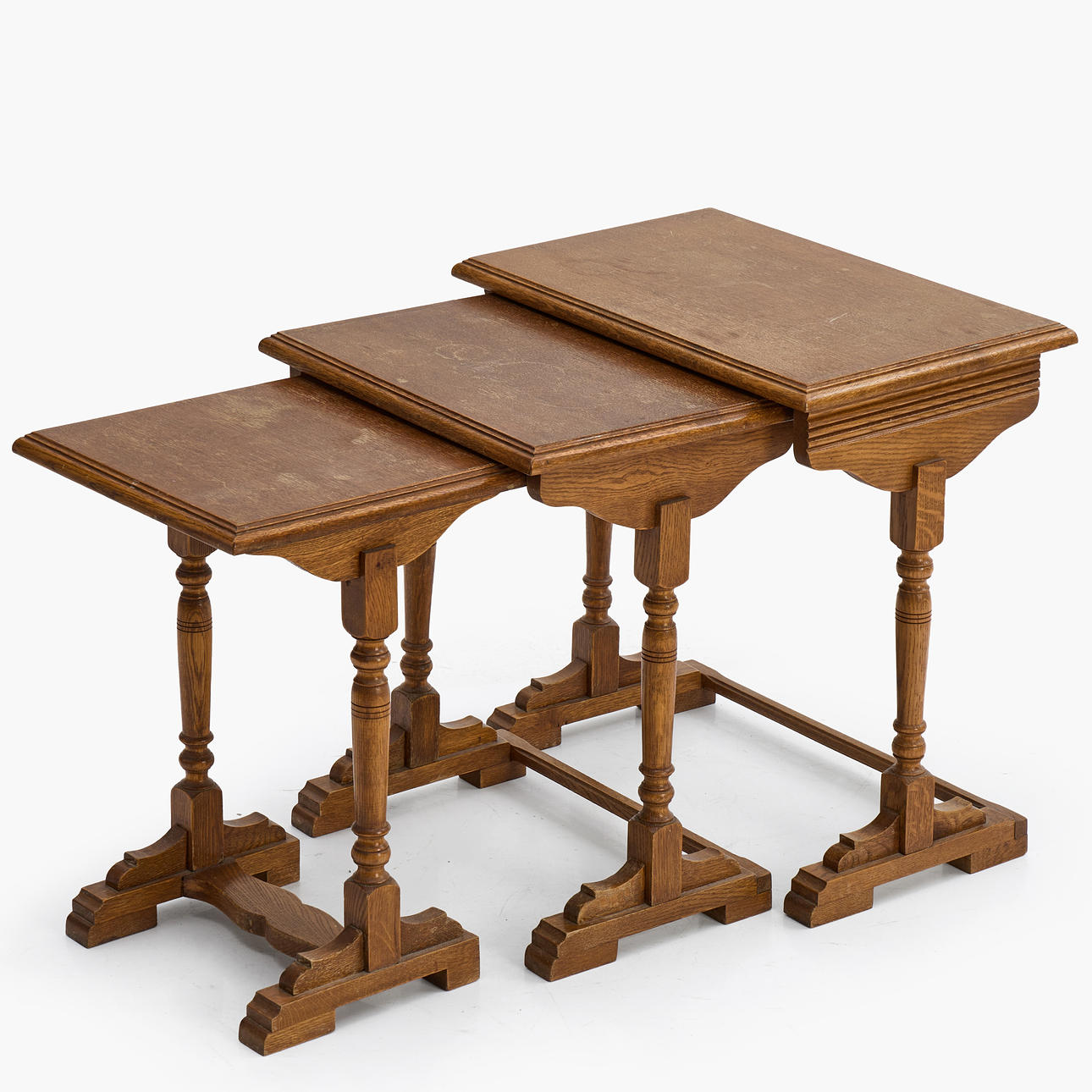 A set table, 3 pieces, oak, 20th century.