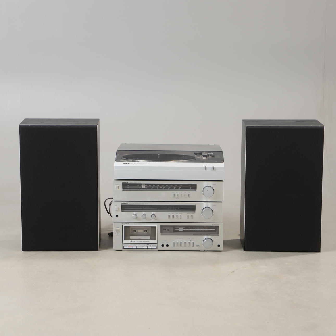 A 5-piece STEREO, Sharp, Japan.