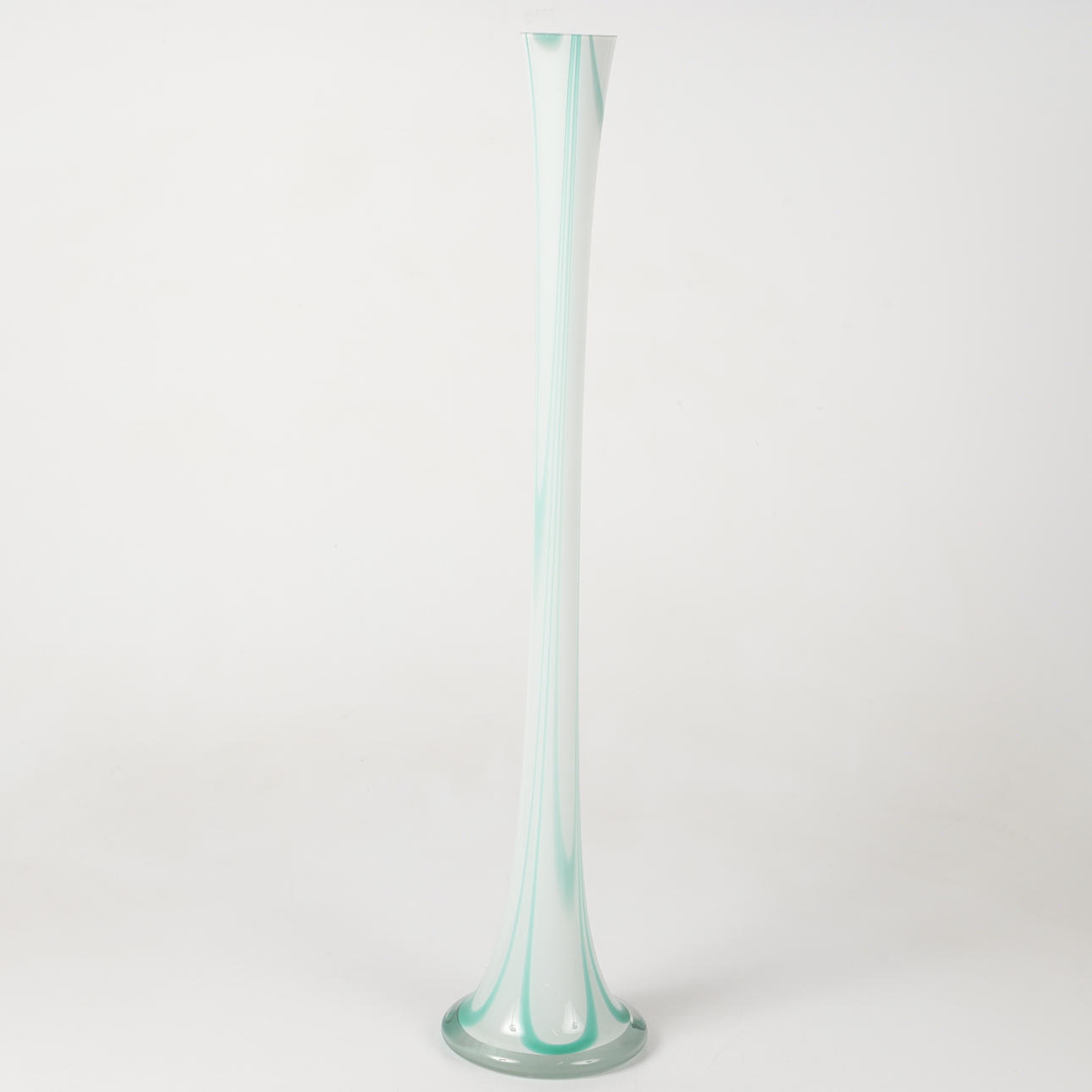 GOLVVAS, glas, 1900-tal.