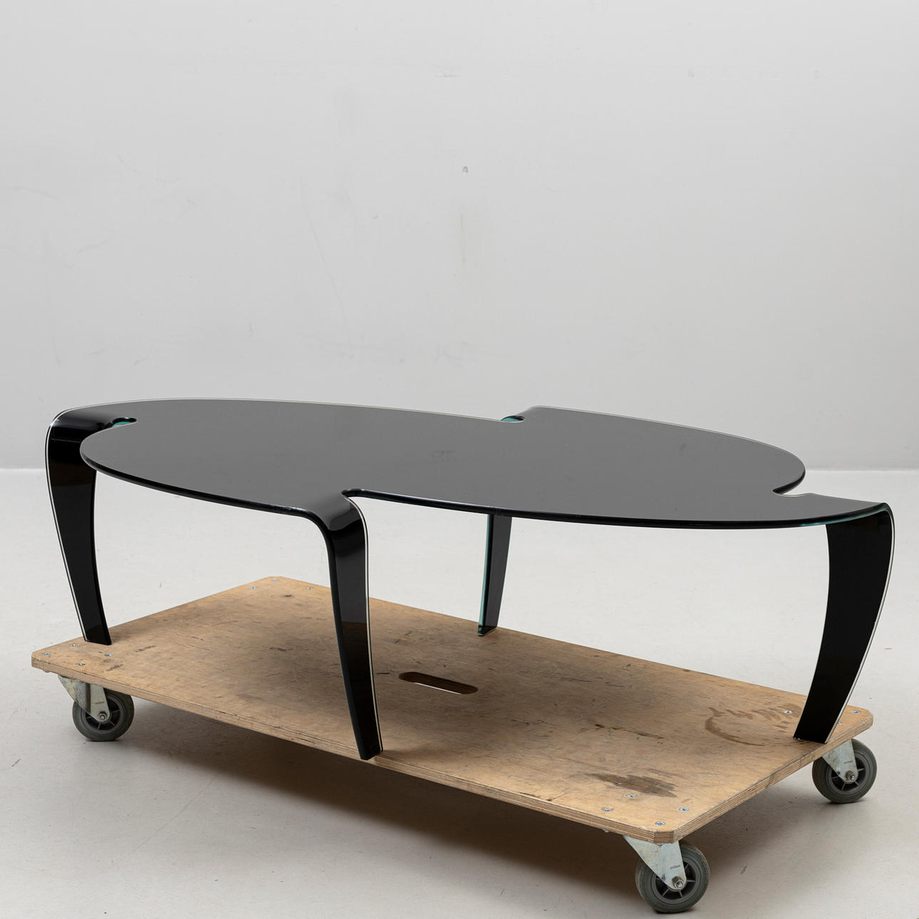 SOFFBORD, glas, samtida.