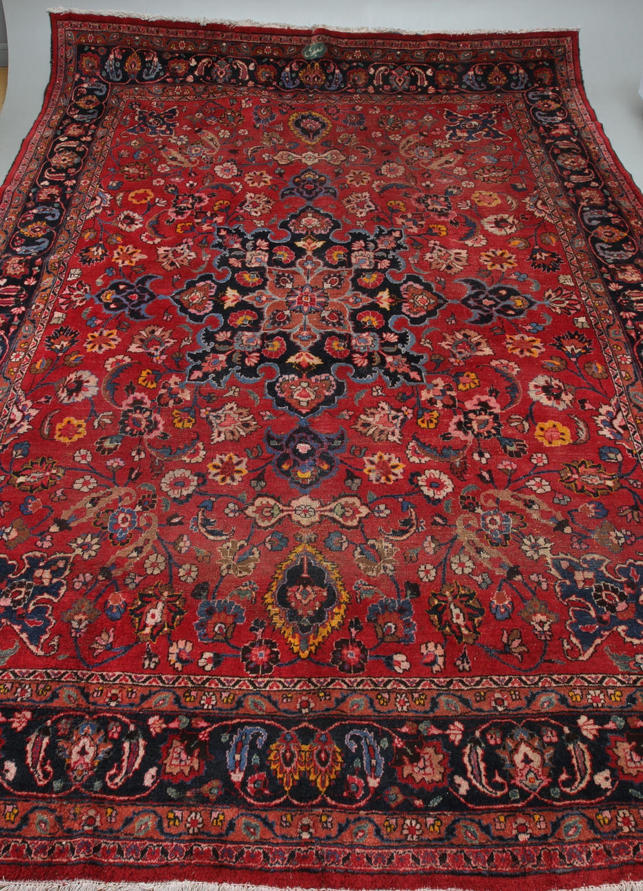 MATTA, orientalisk, ca 407 x 308 cm.