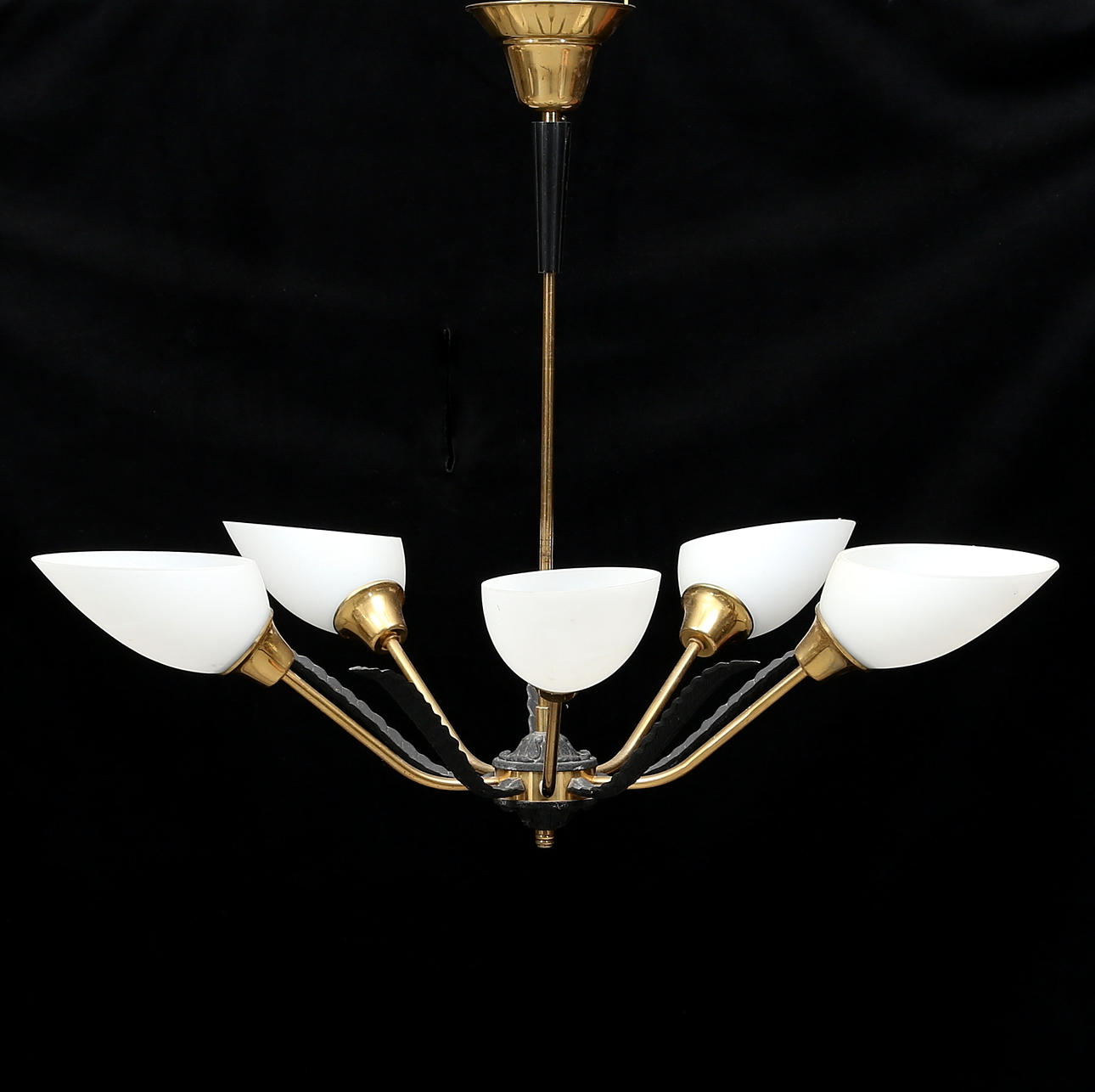 TAKLAMPA, 1900-talets första hälft.