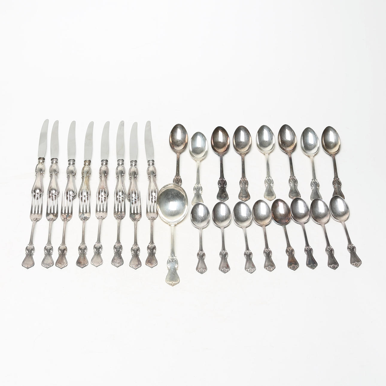 BESTICK, totalt 33 delar, silver.