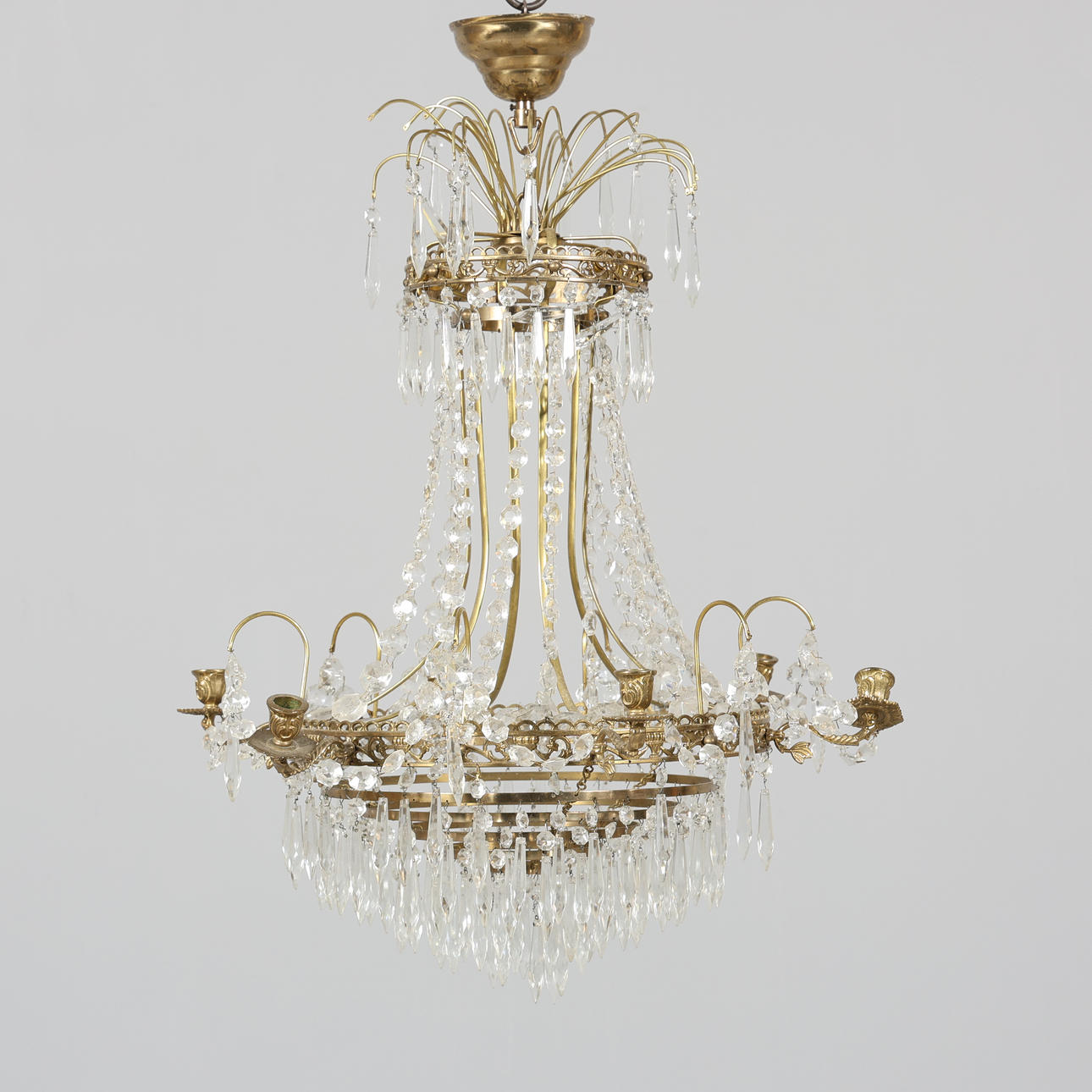 An empire-style chandelier.
