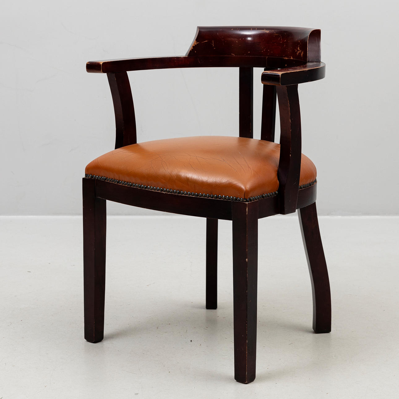 KARMSTOL, 1900-/2000-tal.