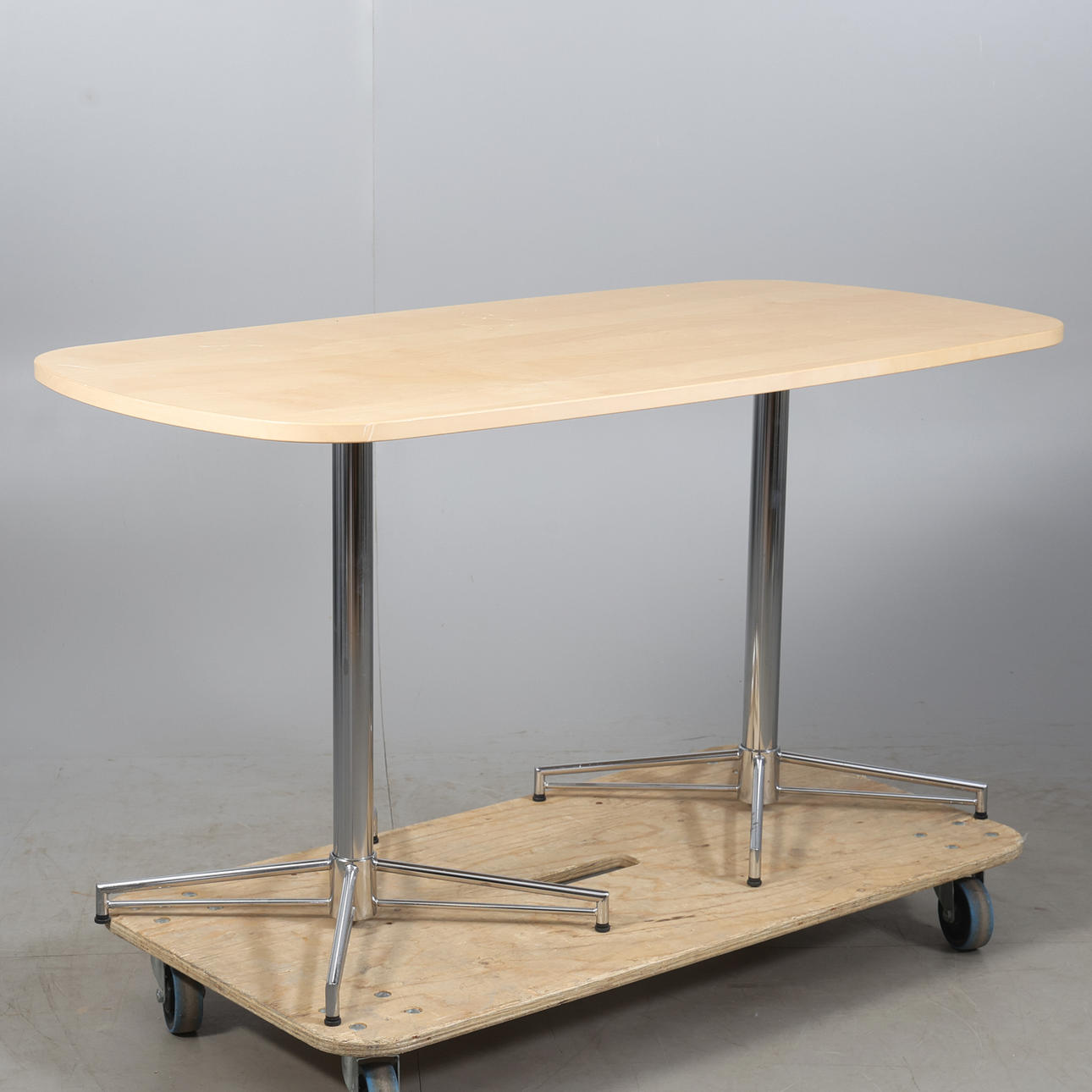 A table, Kinnarps, birch/chrome, contemporary.