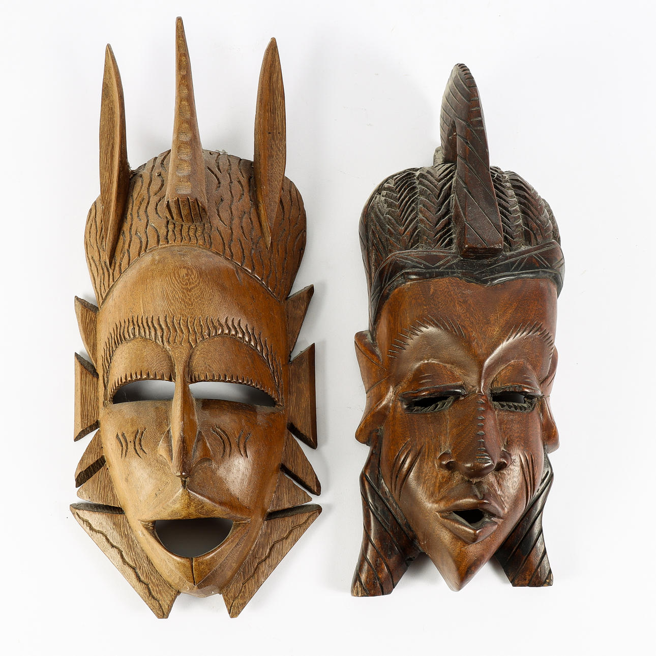 MASKER 2 stycken, trä, Afrika.