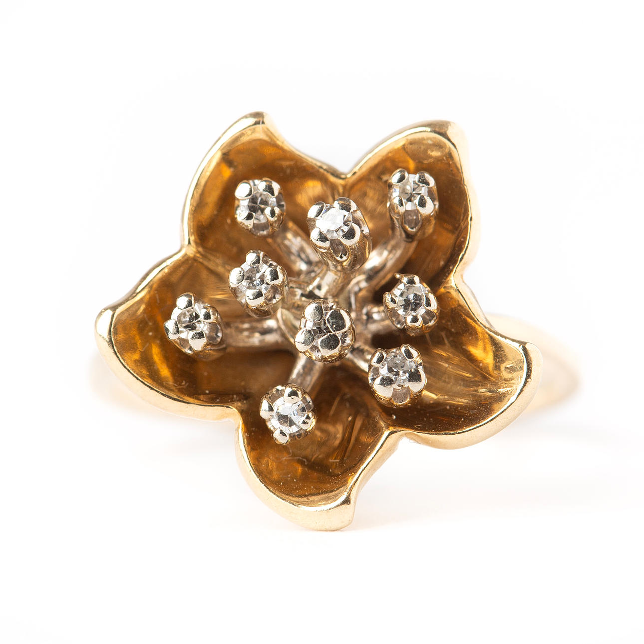 RING, 14K gold with octagonal cut diamonds, marked MJ.