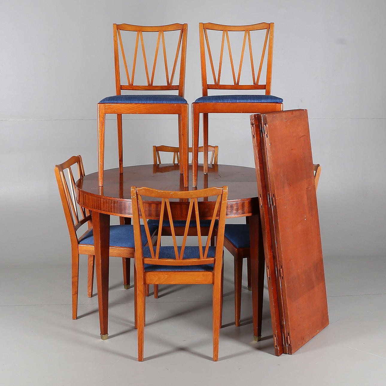 MATSALSGRUPP, 7 delar, trä, 1900-tal.