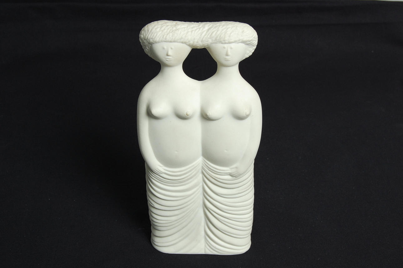 STIG LINDBERG. FIGURIN, parian," Tvillingarna " Gustavsberg.
