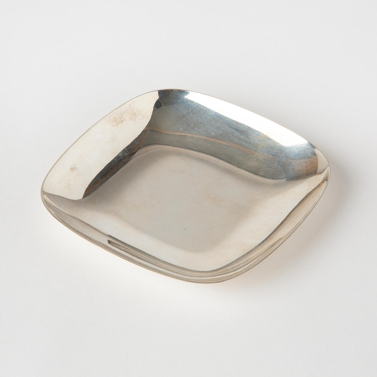 A TIFFANY & Co, sterling silver platter.