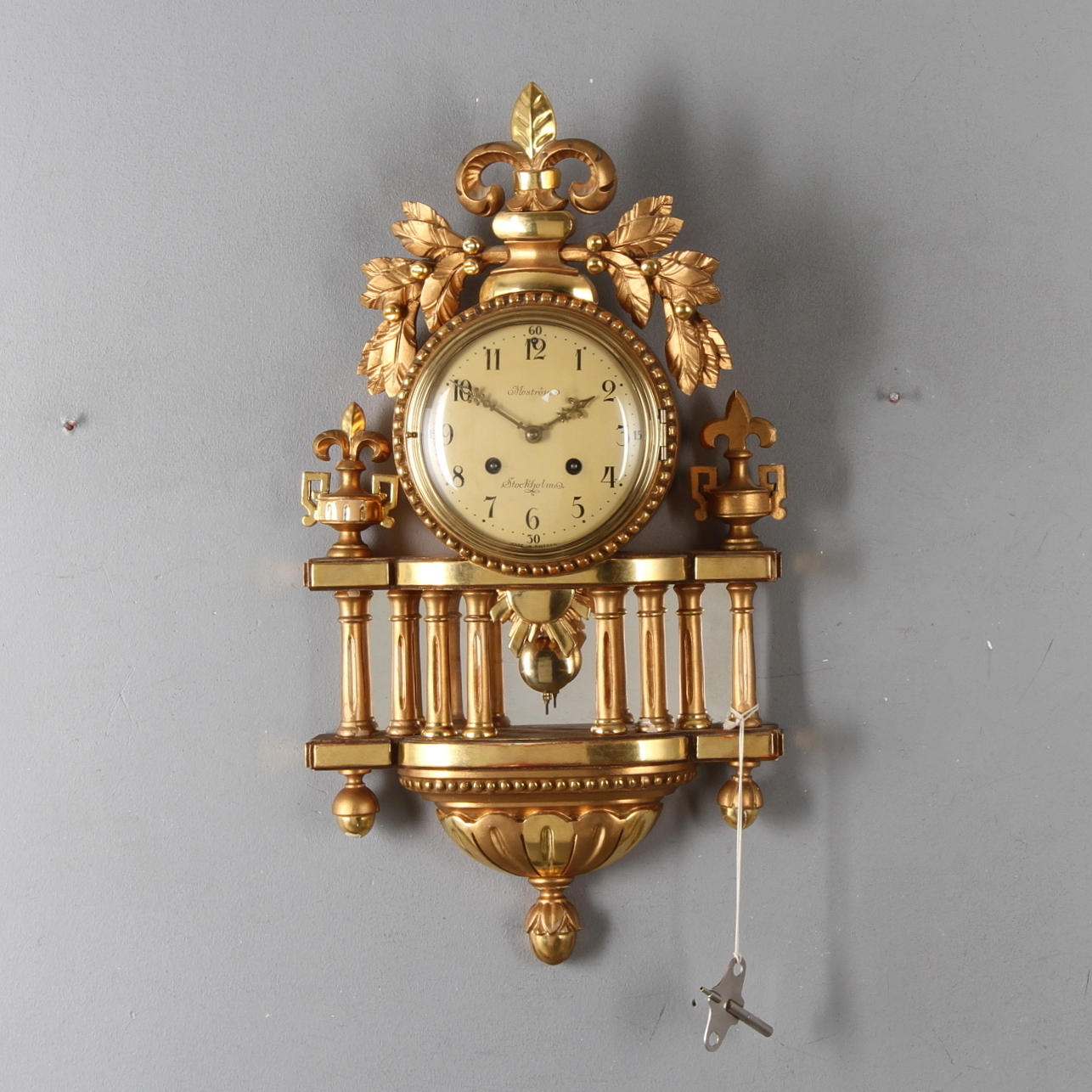 VÄGGPENDYL, gustaviansk stil, Moström, Stockholm, 1900-tal.