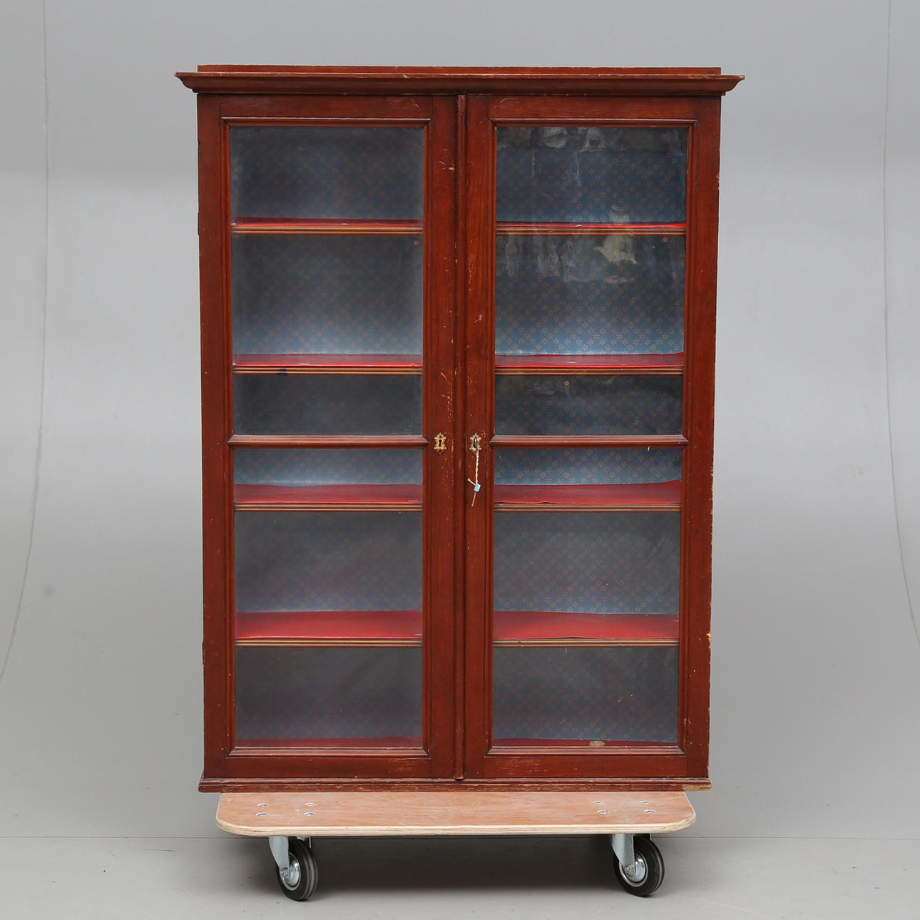 SKÅPSÖVERDEL, sent 1800-tal.