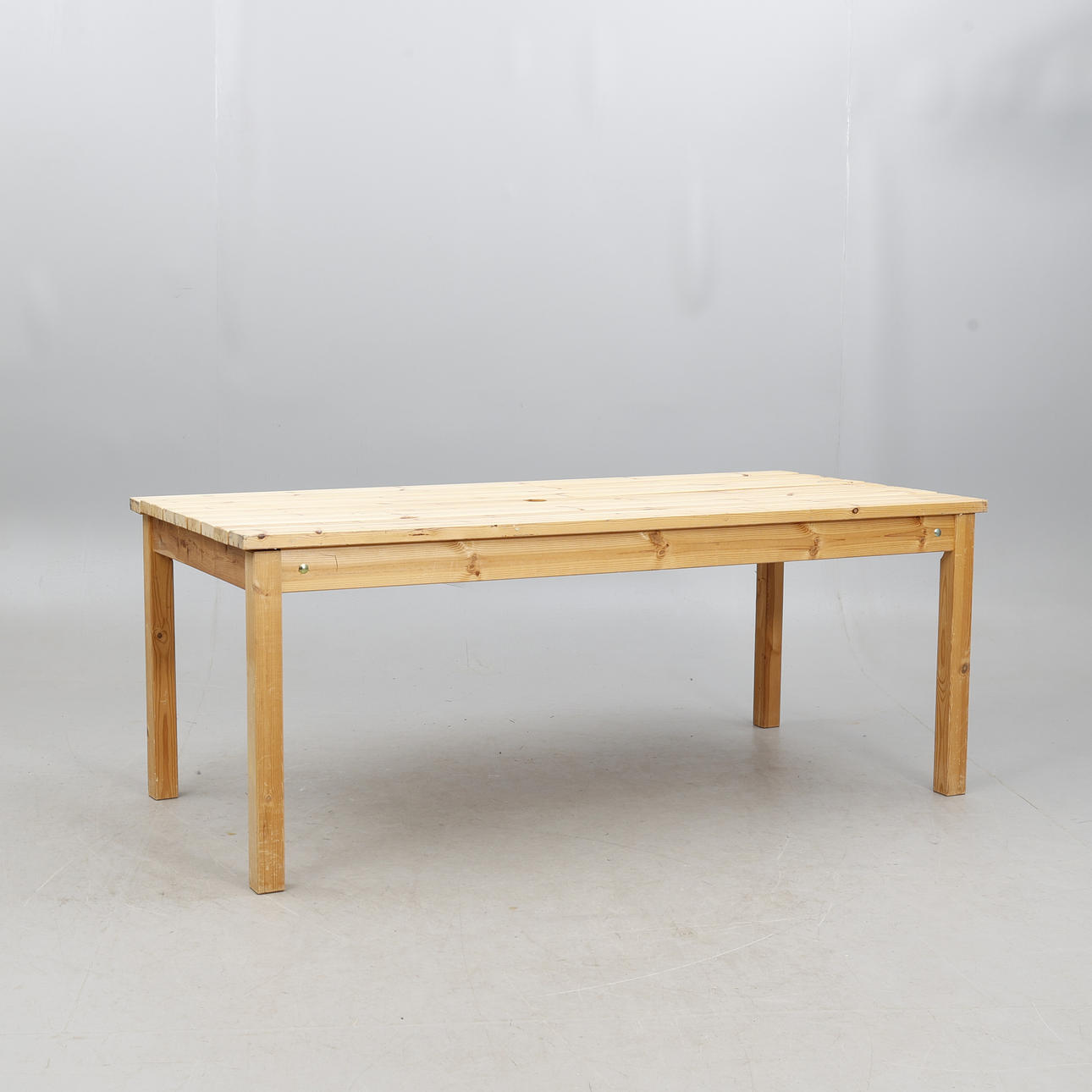GARDEN TABLE, pine.