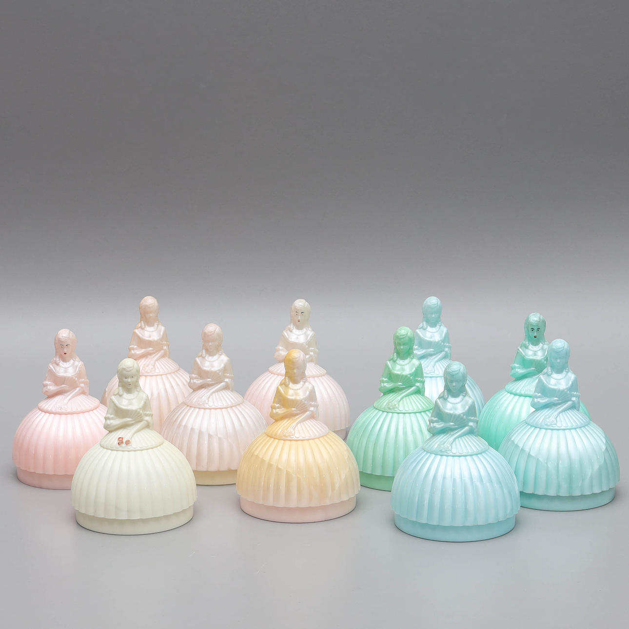 NEEDLE AND THREAD STASH, 10 pcs, plastic, 60s.