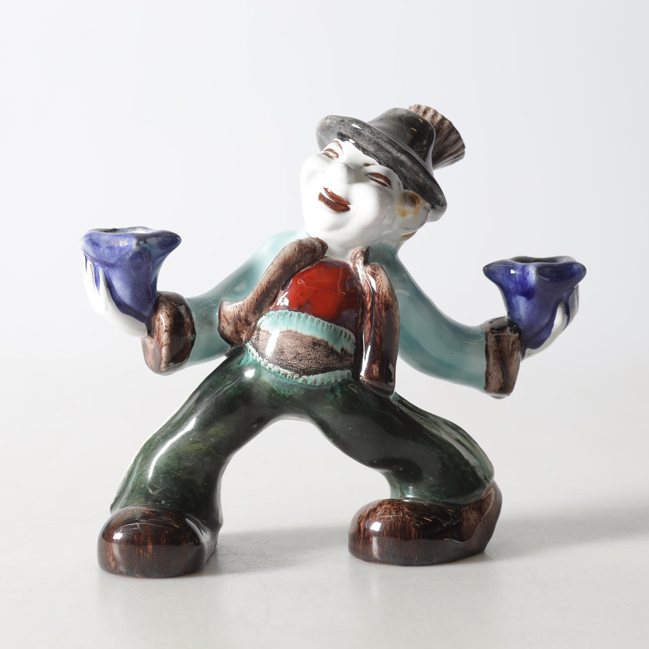 A glazed earthenware chandelier, 1920s/30s.