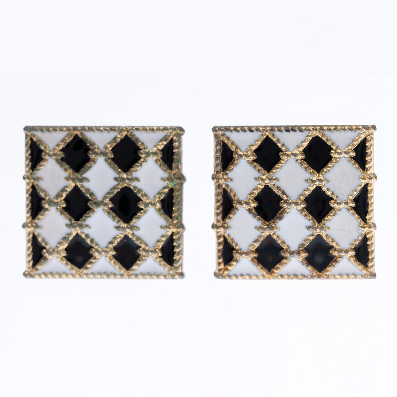 Two-tone enamel cufflinks.