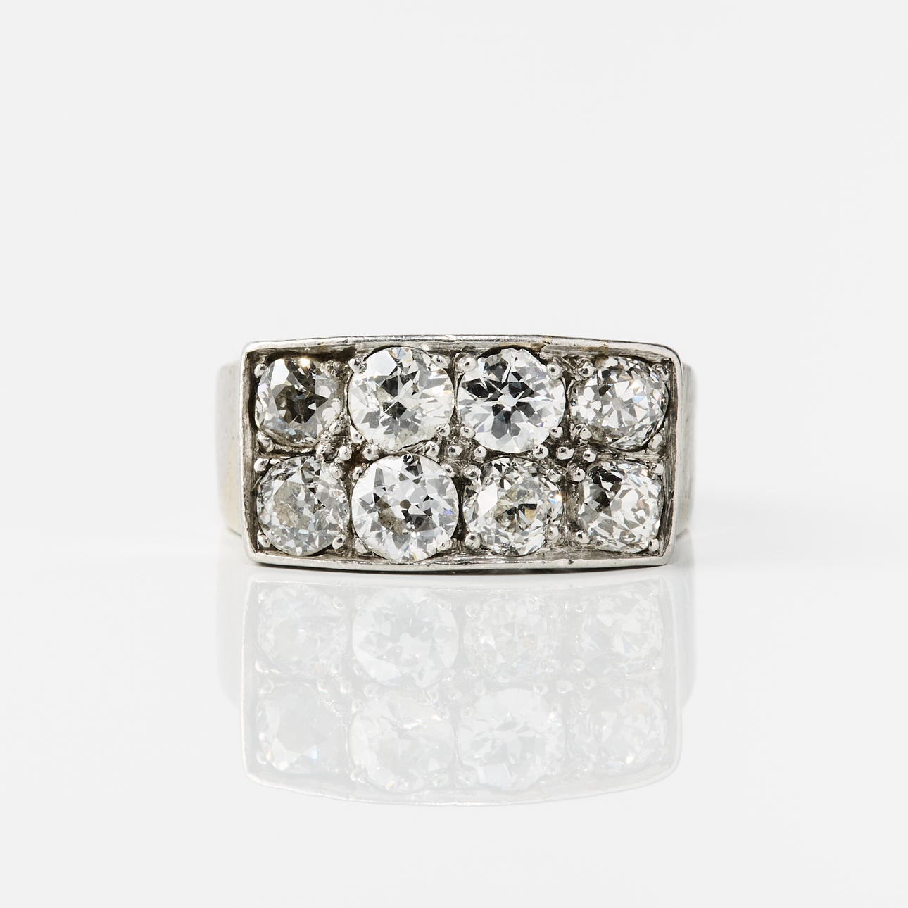 RING, platina med diamanter, Stockholm 1948