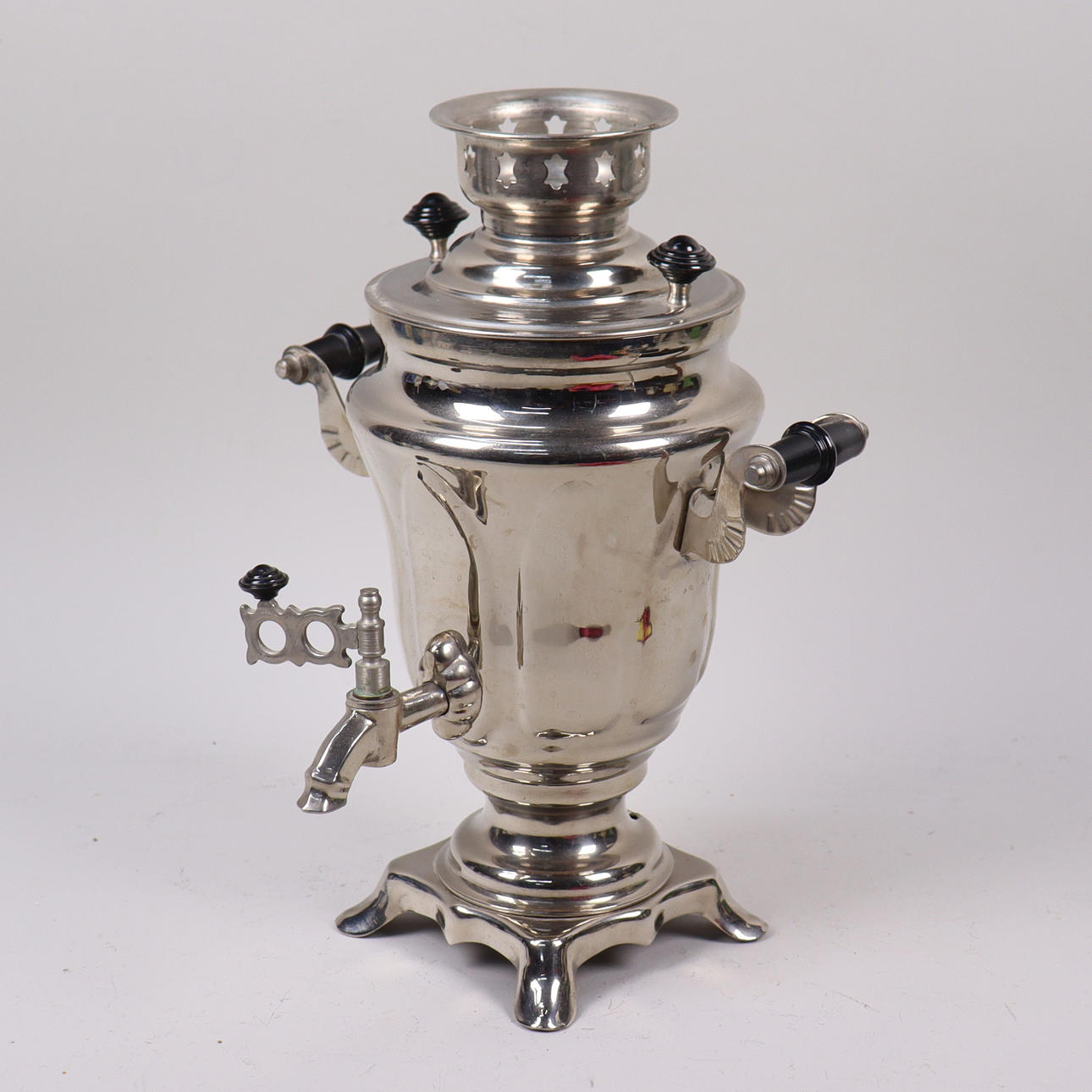 SAMOVAR, USSR, USSR.