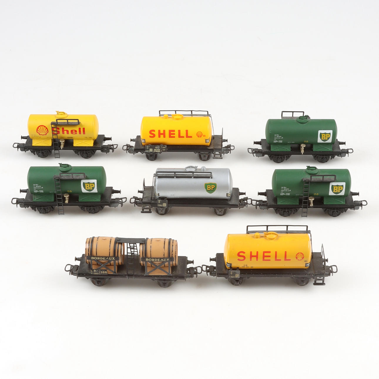 TANKVAGNAR, 8 st, BP. Shell. bl.a. Märklin. 1900-tal. Leksaker ...