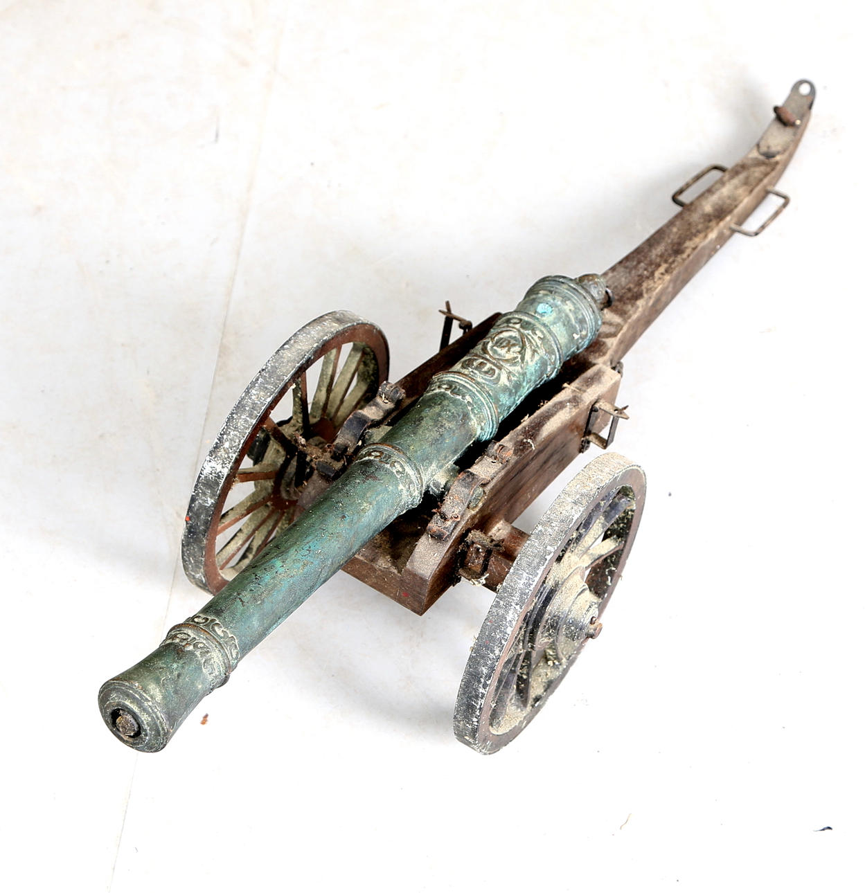 BORDSKANON, brons,Karlskrona, 1900-tal.