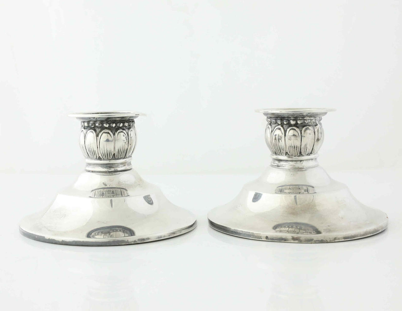 LJUSSTAKAR, ett par, silver 830, 1900-tal.