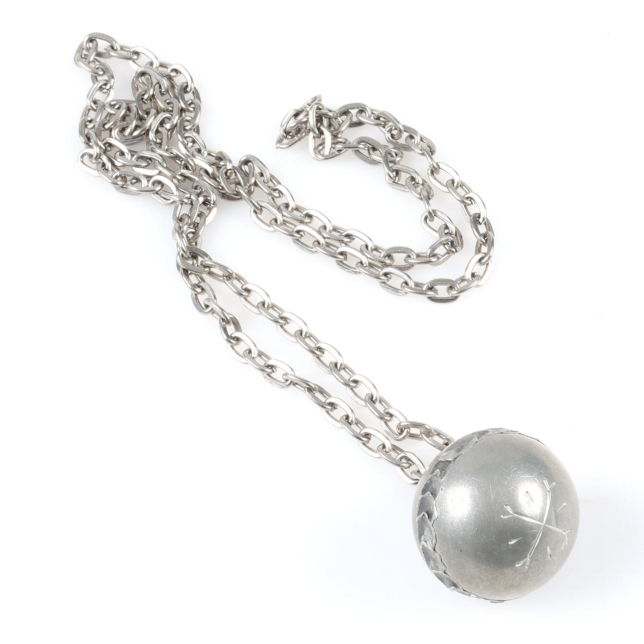 TROLLKULA, tenn, samehantverk. 1900-tal.