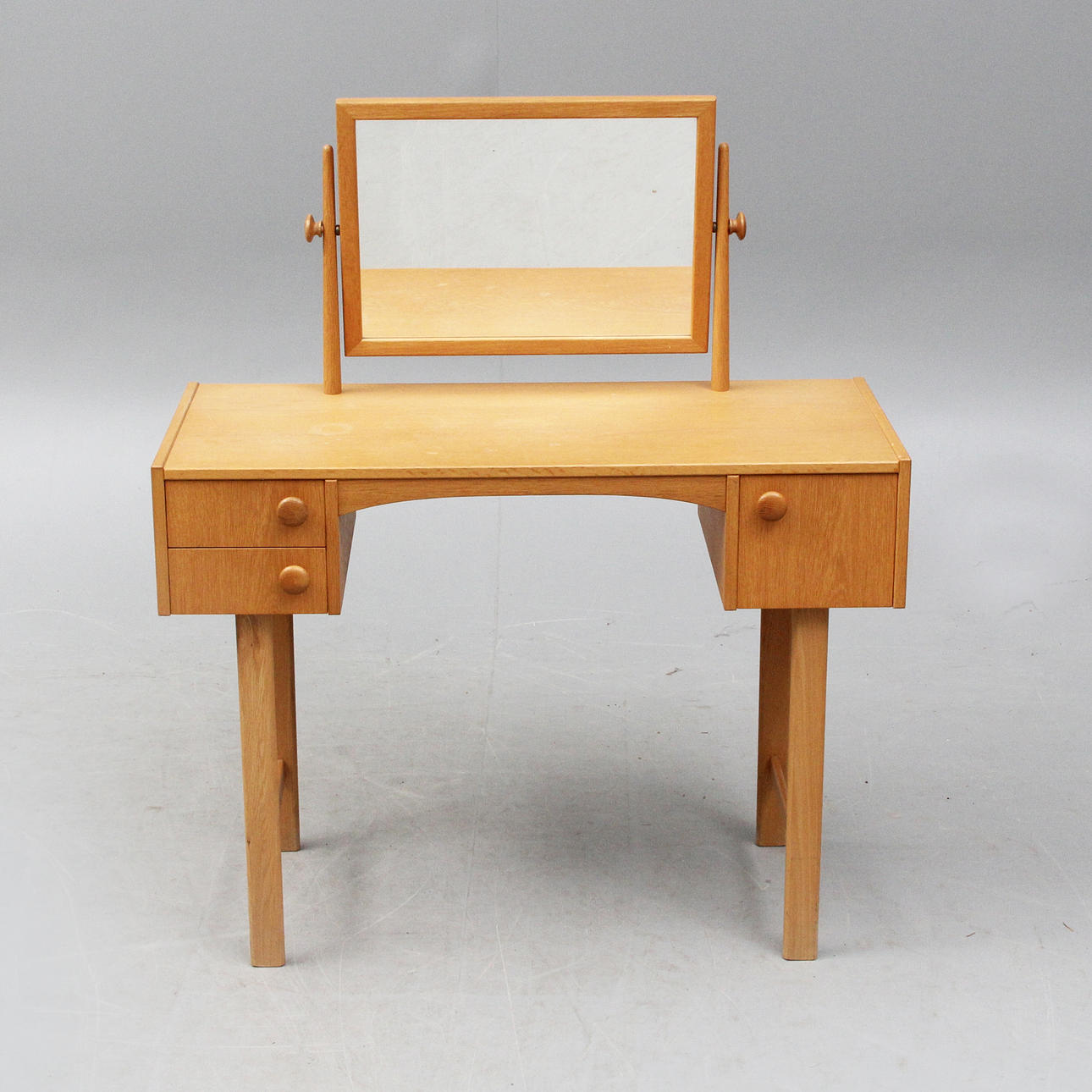 SMINKBORD, med spegel, teak.