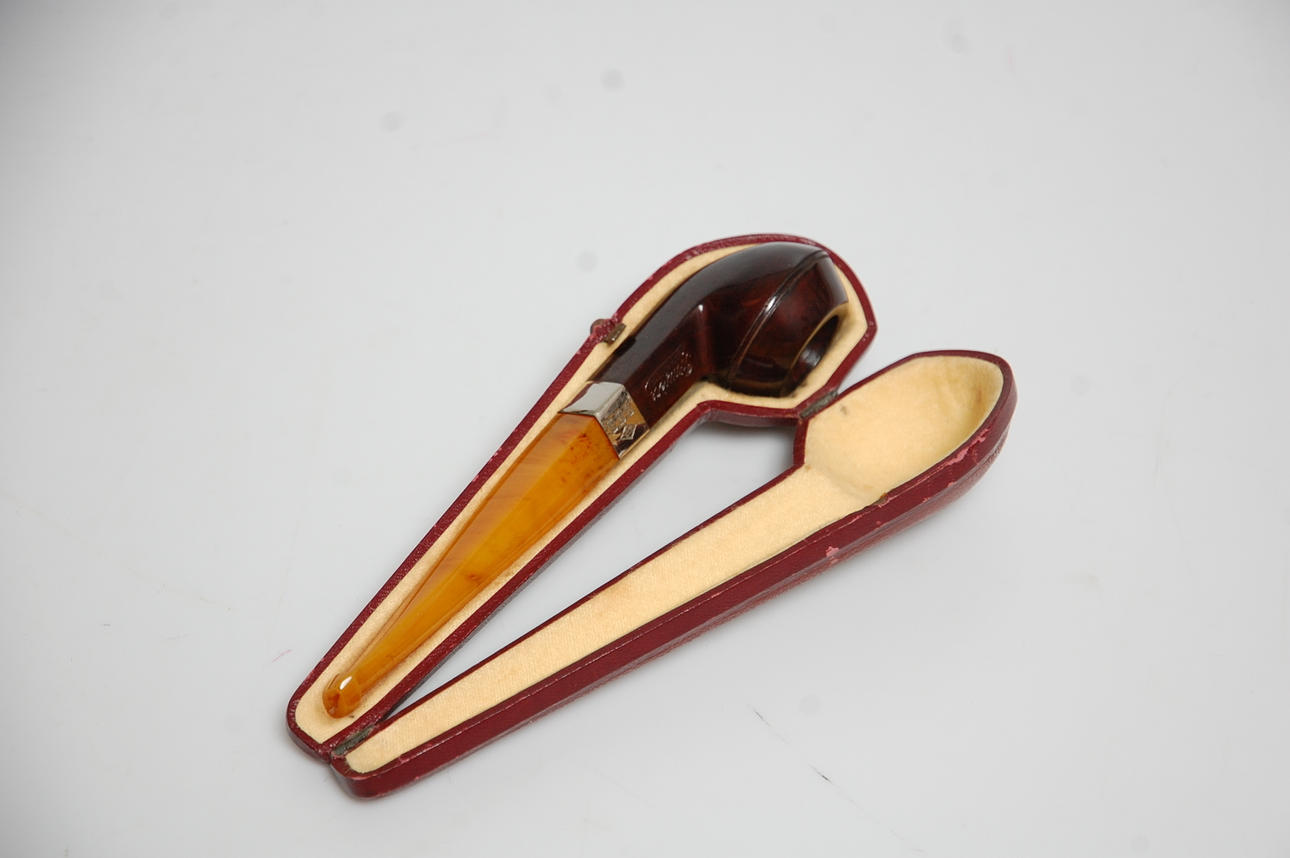 PIPA, orökt, nyskick i schatull Bruyere Garanti.