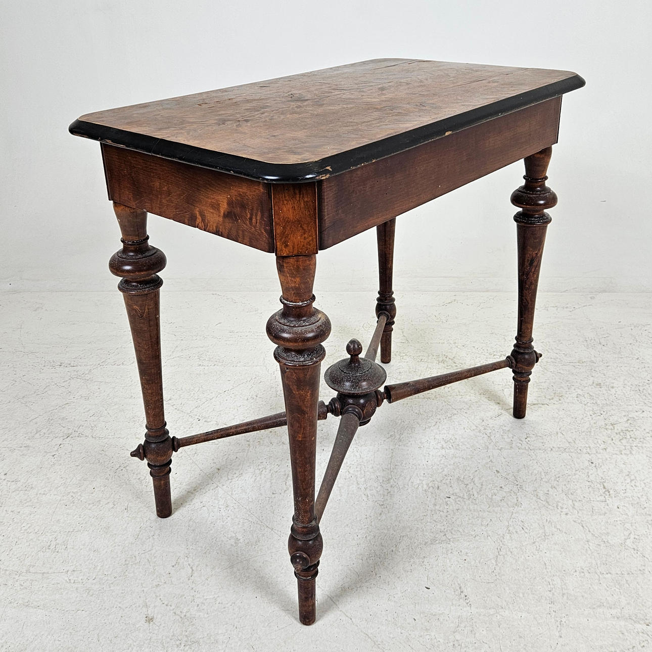 A late 19th century coffee table.