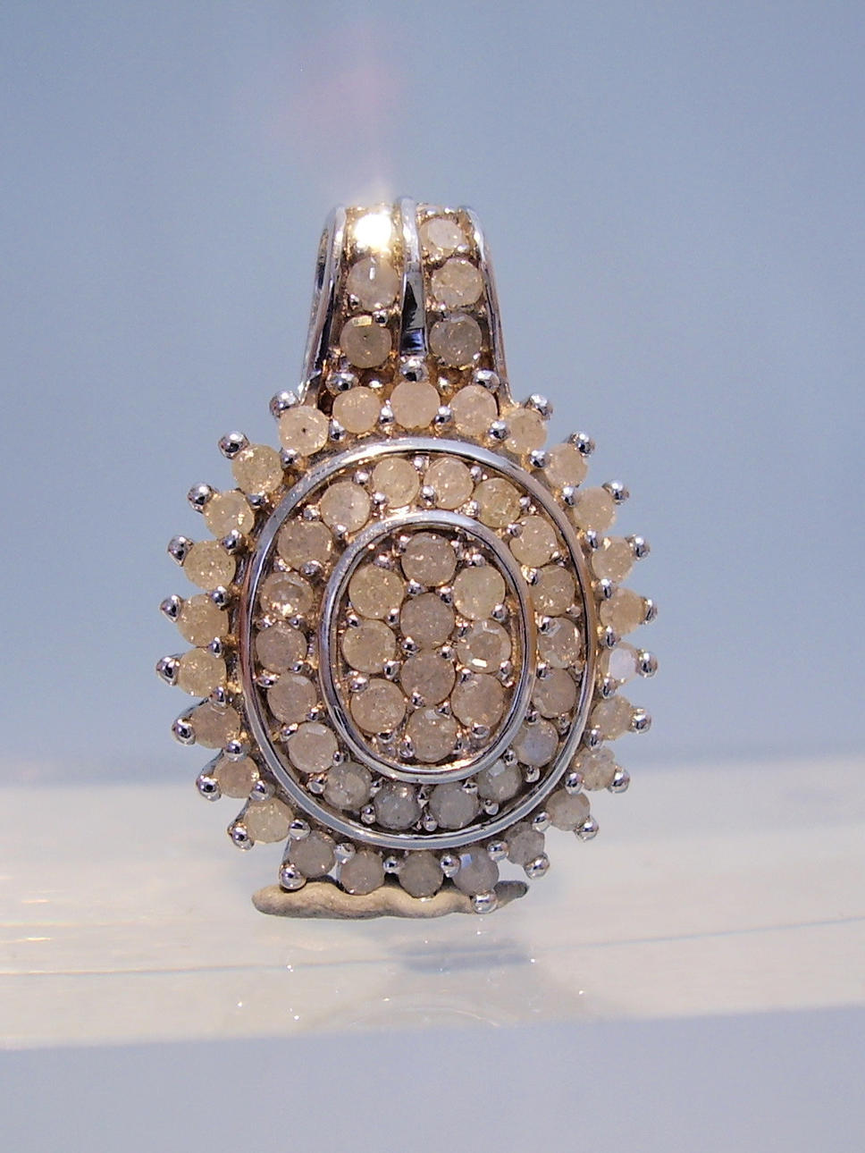 DIAMANT HÄNGE 1.02 ct.